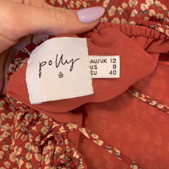 Princess Polly Red Floral dress - Picture 4 of 4